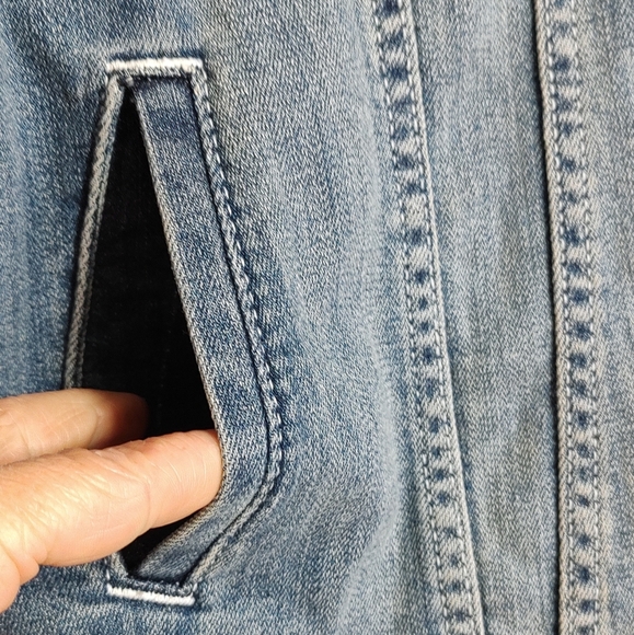 Torrid Barbie Women's Blue Button Down Denim Jacket - Picture 4 of 11